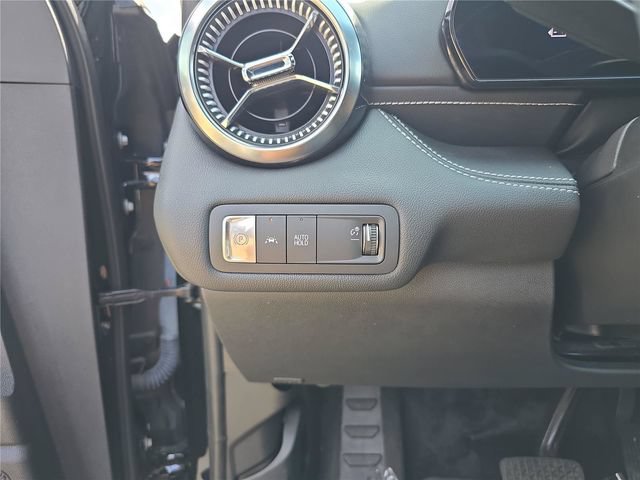 Used 2024 Chevrolet Blazer EV LT AWD/4WD image 32