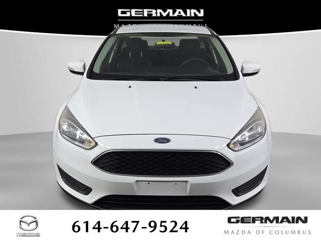 Used 2017 Ford Focus SE FWD image 2