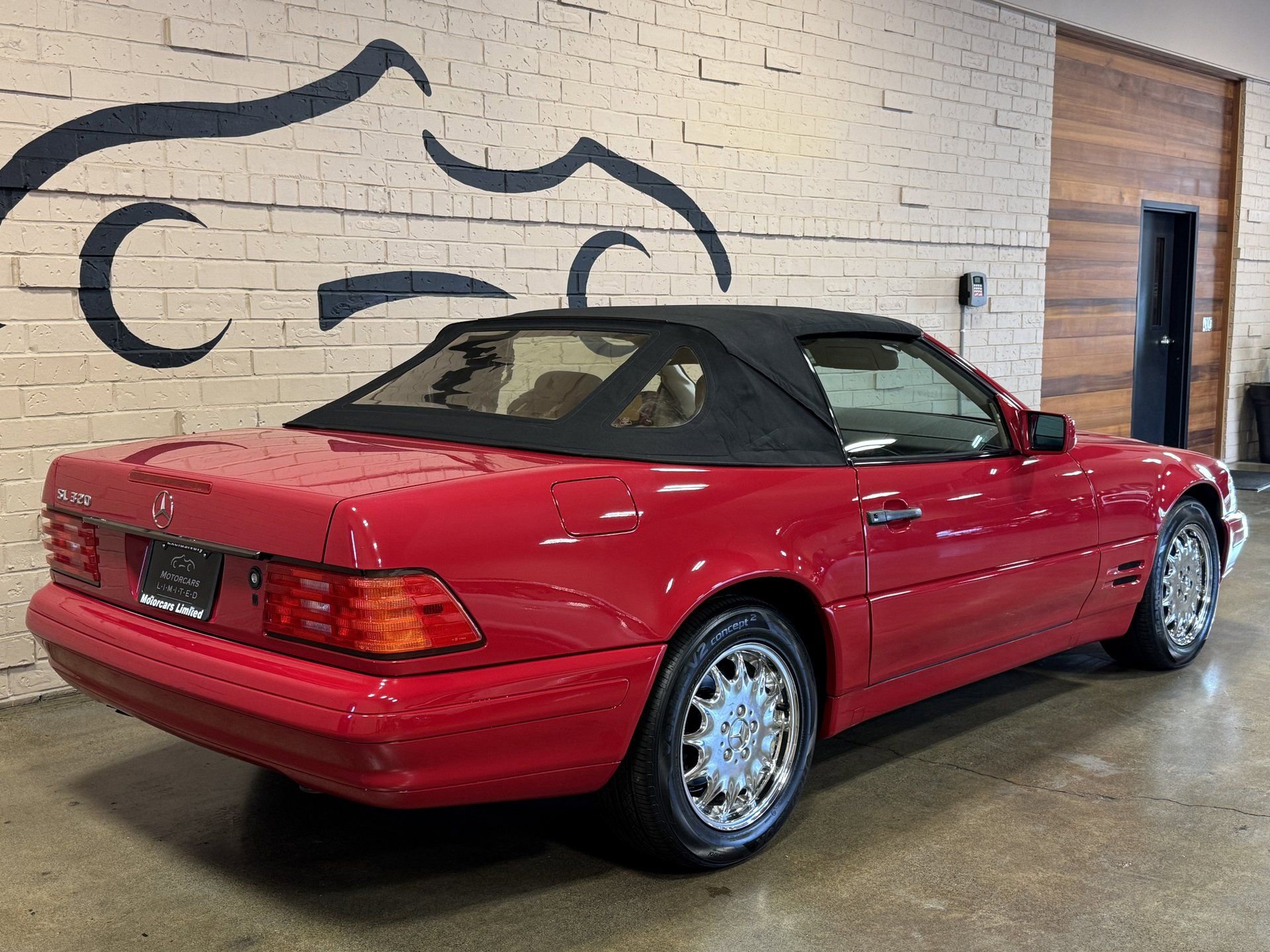 Used 1997 Mercedes-Benz SL 320 image 9