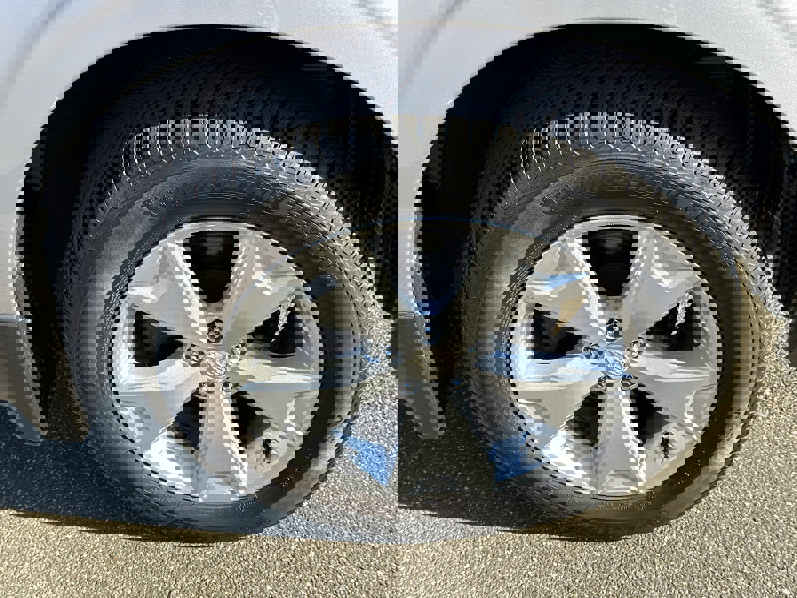 Used 2016 Subaru Forester 2.5i Premium w/ All-Weather Package image 7