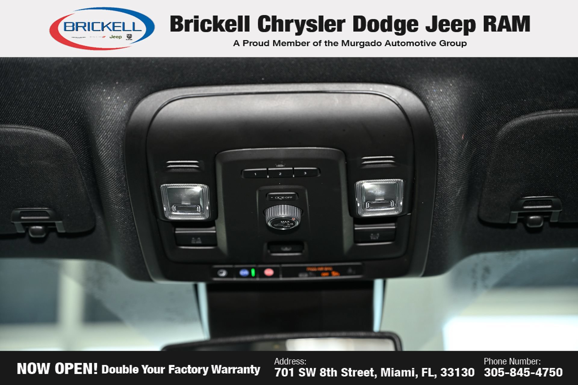 Used 2023 Chevrolet Suburban RST RWD image 28