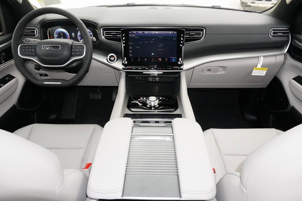 New 2025 Jeep Wagoneer 4WD w/ Premium Group I image 10