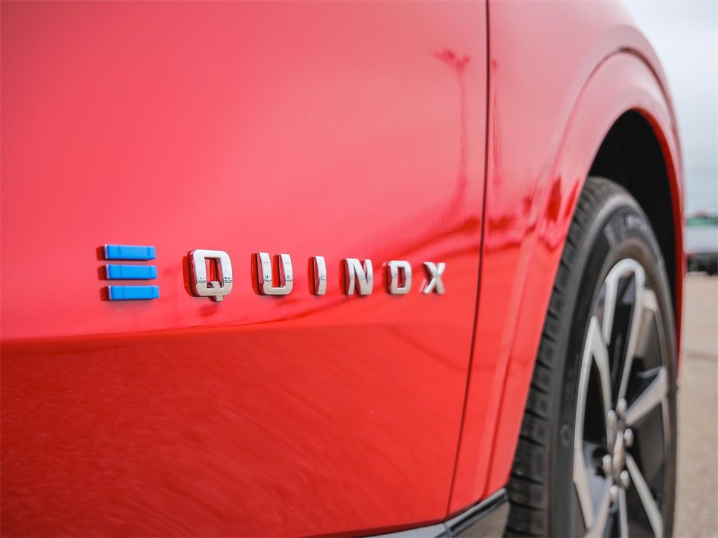 New 2024 Chevrolet Equinox EV LT image 15