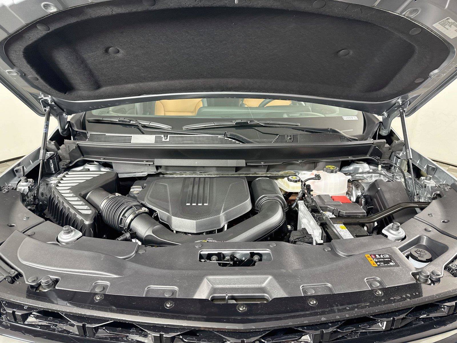 New 2027 Chevrolet Traverse Z71 w/ Enhanced Driving Package AWD/4WD image 25