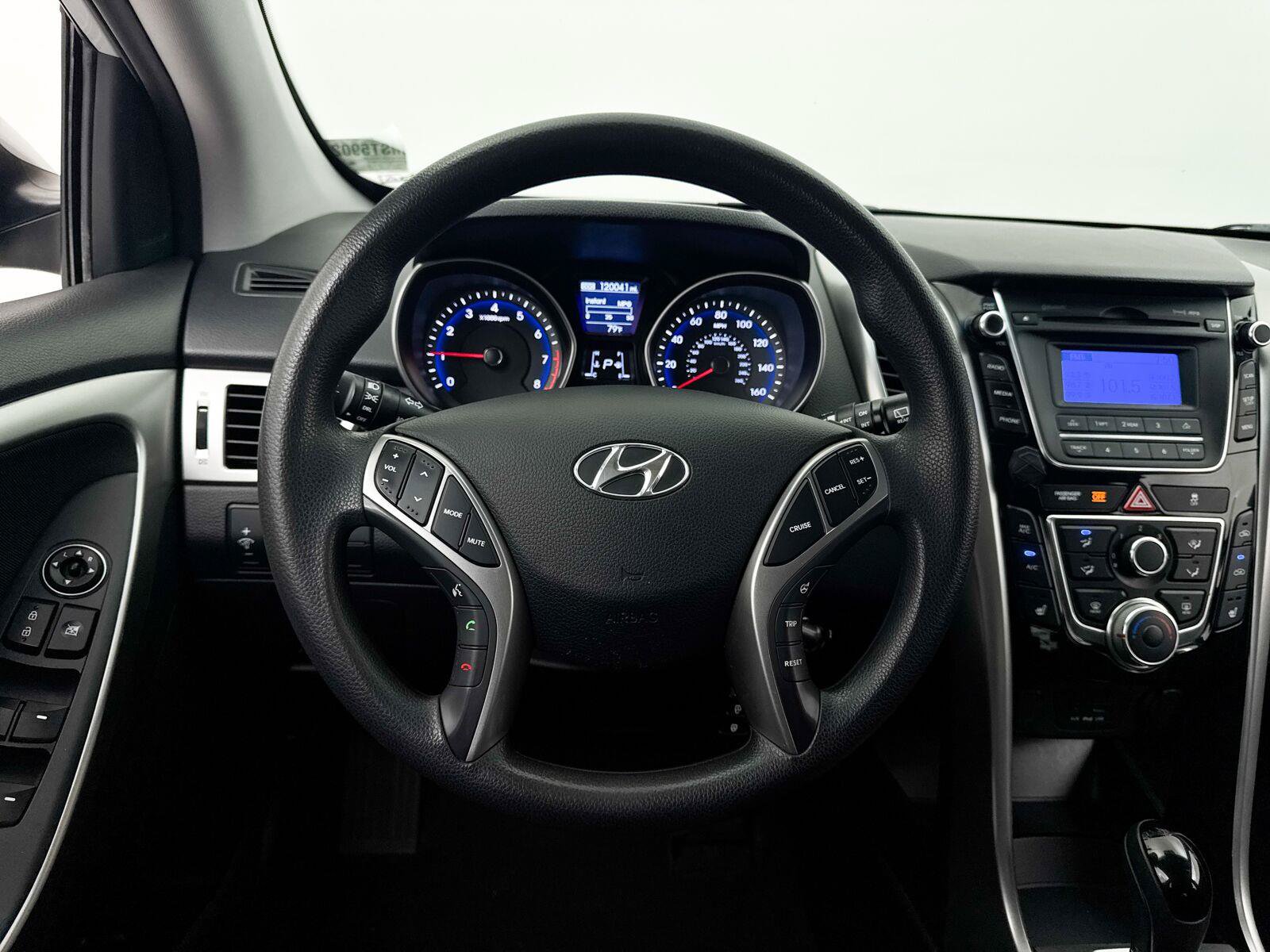 Used 2014 Hyundai Elantra GT FWD image 22