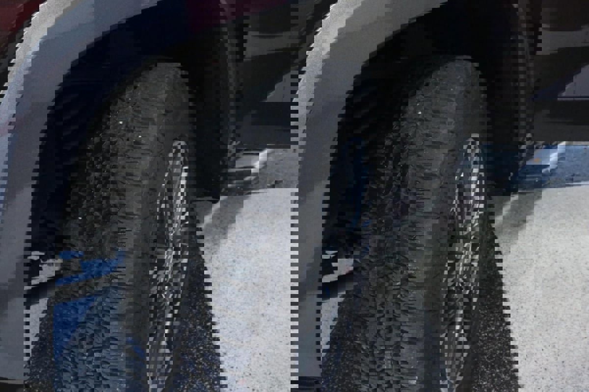 Used 2023 Toyota Tundra Limited w/ Power Package image 9