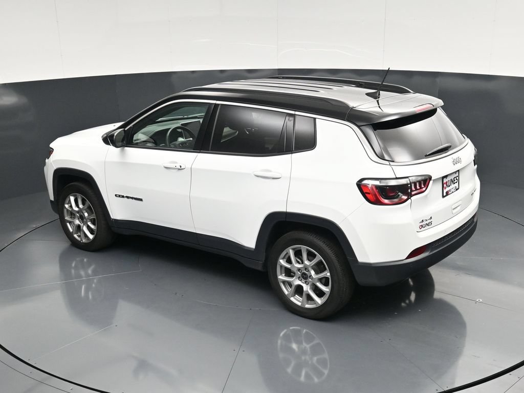 Used 2025 Jeep Compass Limited AWD/4WD image 51