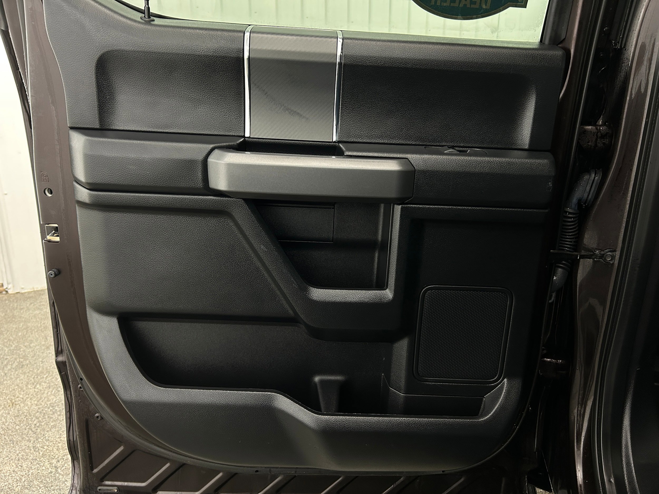 Used 2018 Ford F150 XLT w/ Equipment Group 302A Luxury image 25