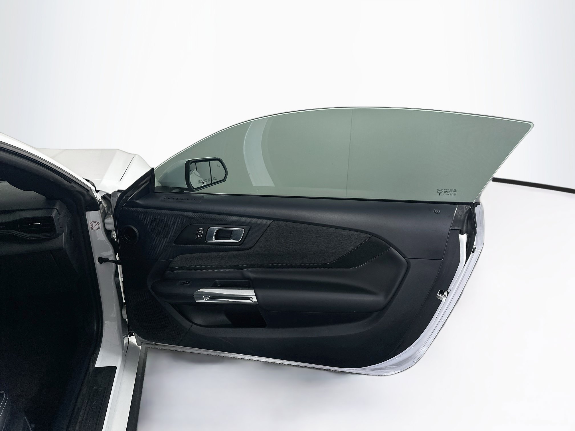 Used 2024 Ford Mustang Coupe RWD image 30
