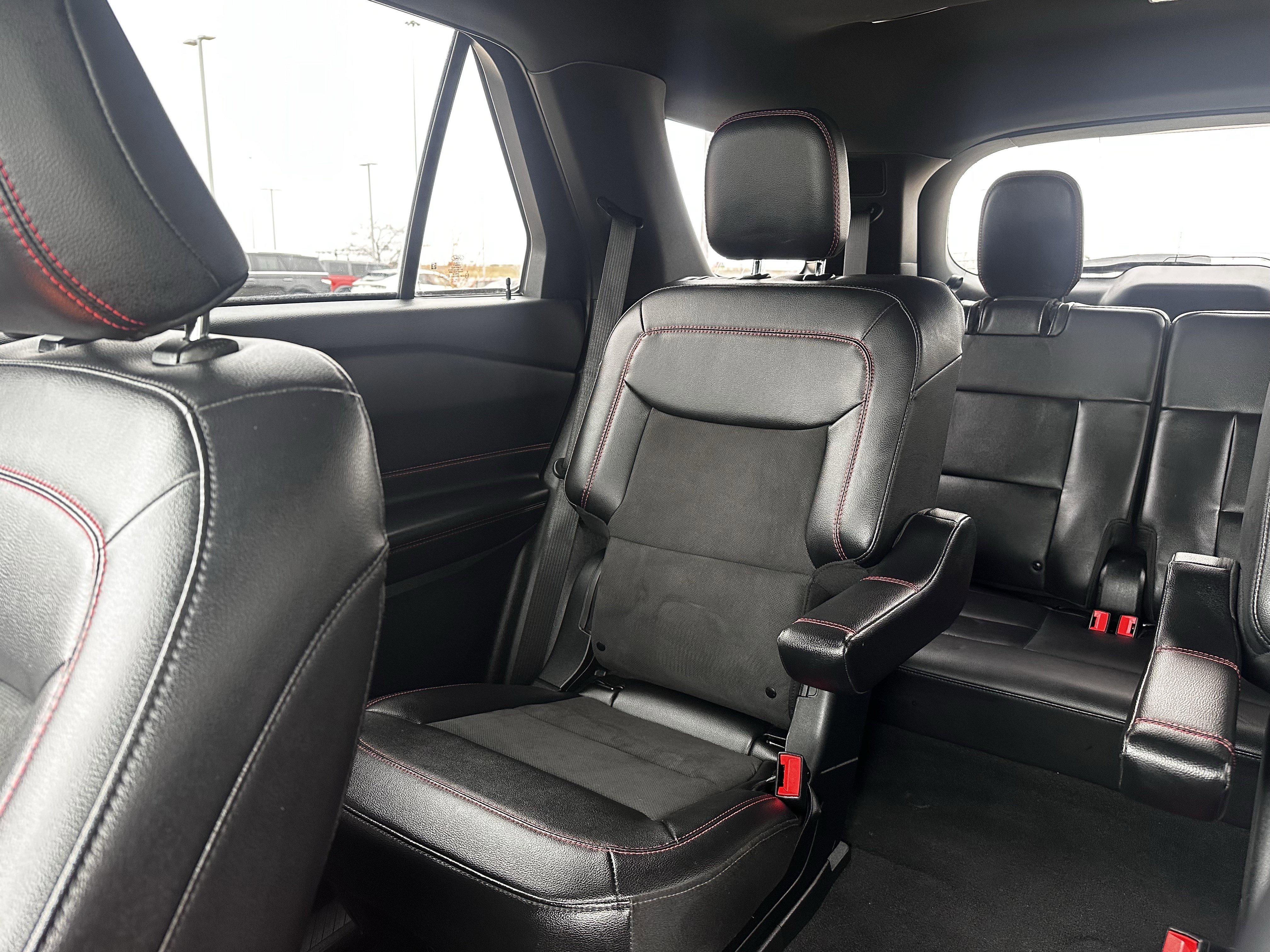 Certified 2023 Ford Explorer ST-Line w/ Class IV Trailer Tow Package AWD/4WD image 12