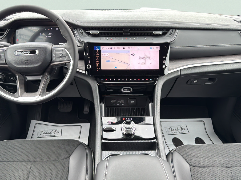 New 2026 Jeep Grand Cherokee Altitude AWD/4WD image 17