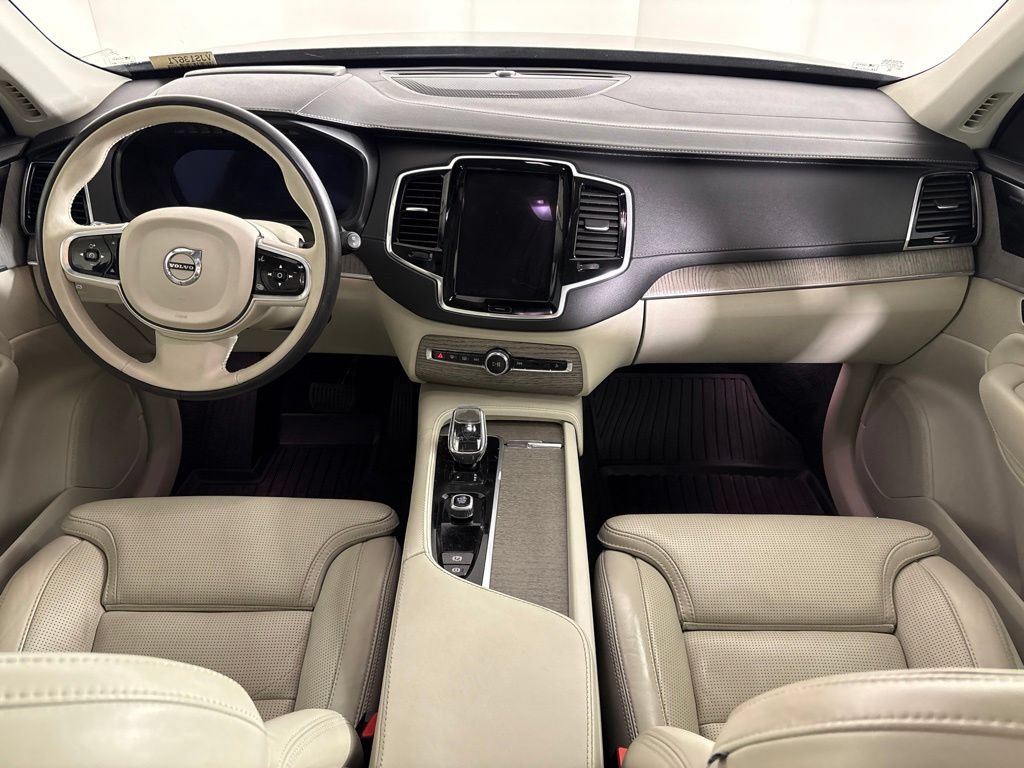 Used 2023 Volvo XC90 B6 Ultimate w/ Protection Package AWD/4WD image 14