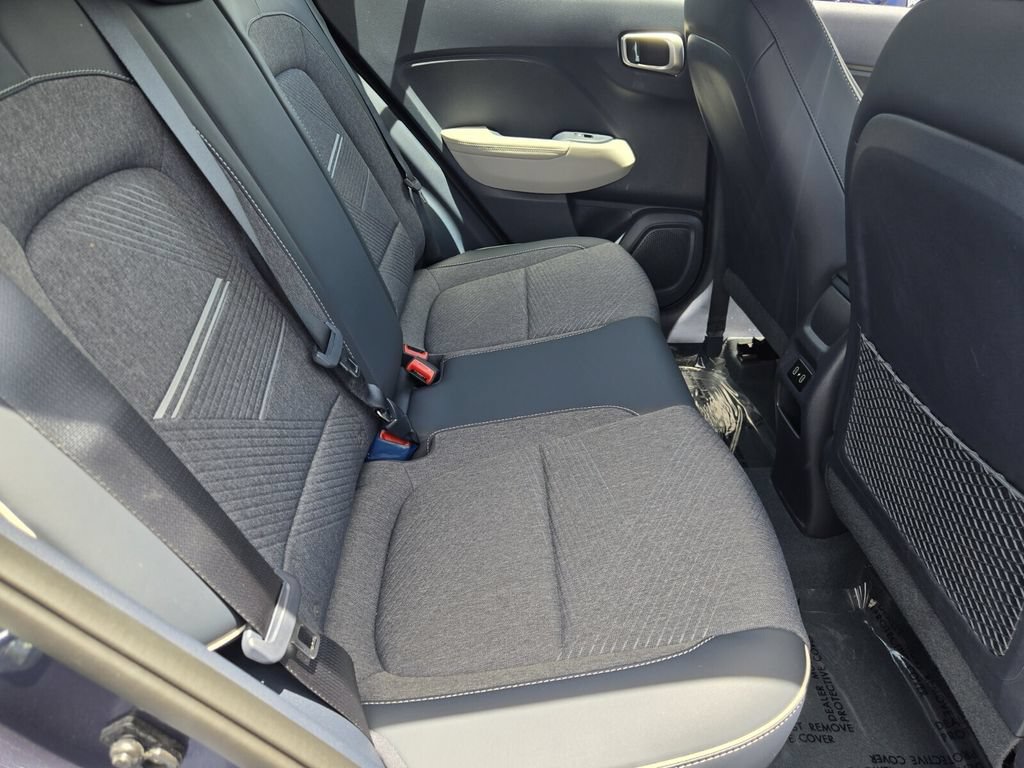 Certified 2026 Hyundai Venue SEL FWD image 15