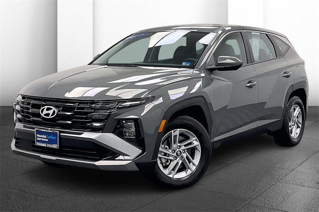 Certified 2025 Hyundai Tucson SE image 11