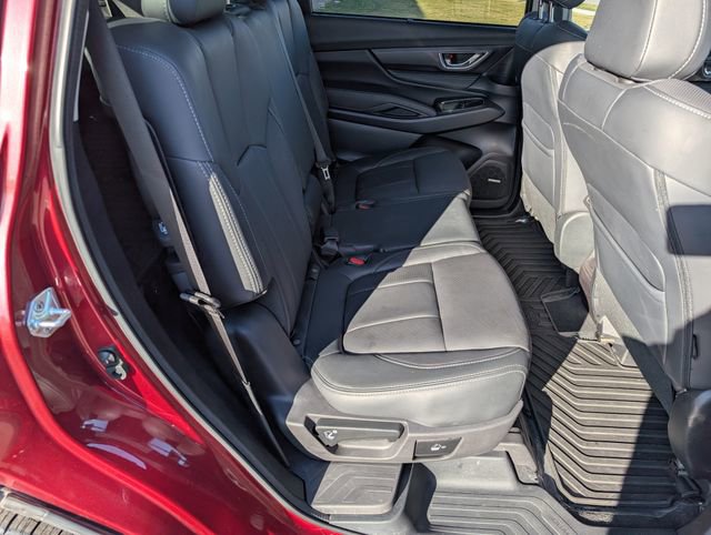 Used 2023 Subaru Ascent Limited w/ Technology Package AWD/4WD image 6