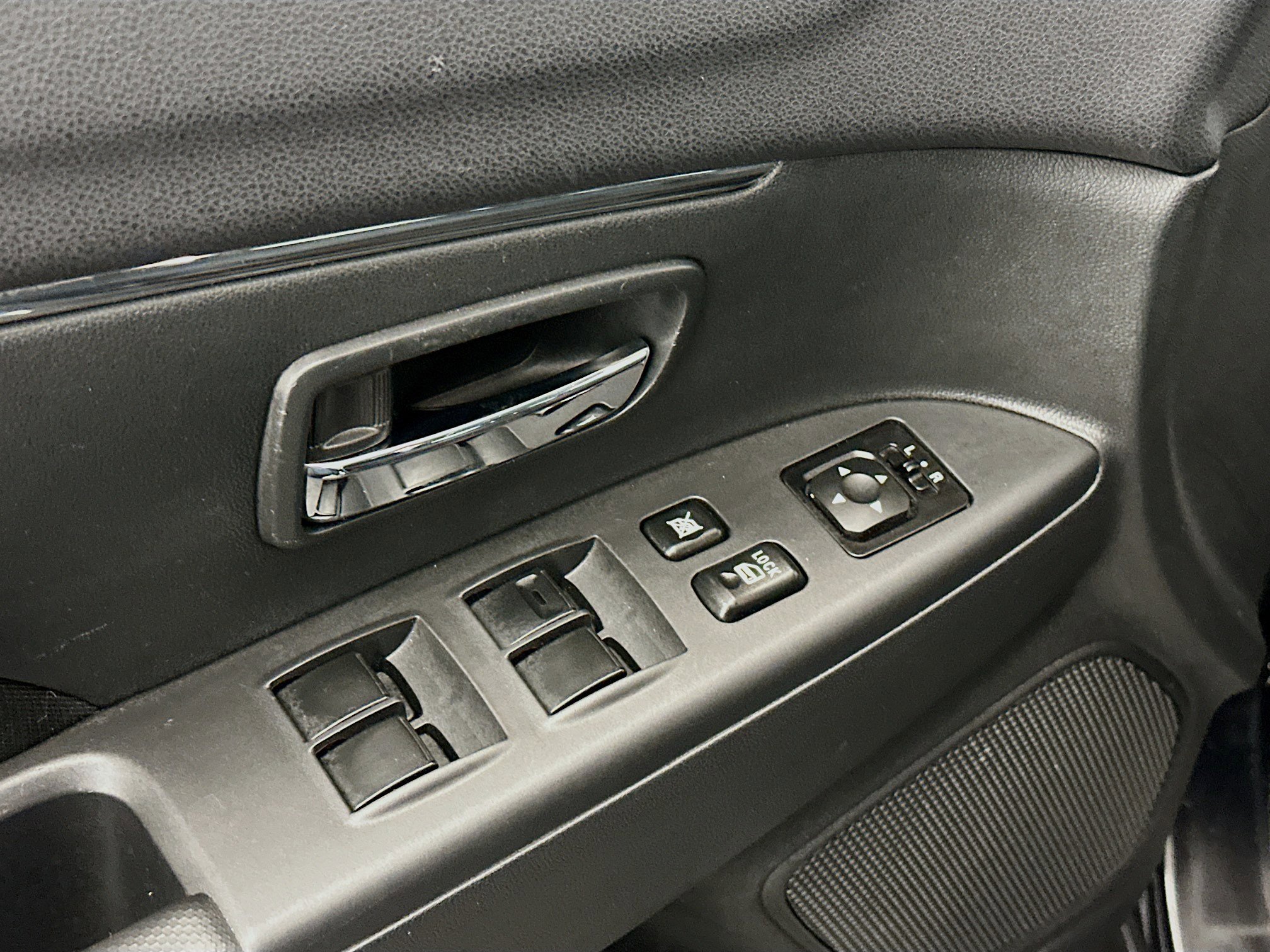 Used 2025 Mitsubishi Outlander Sport ES image 15