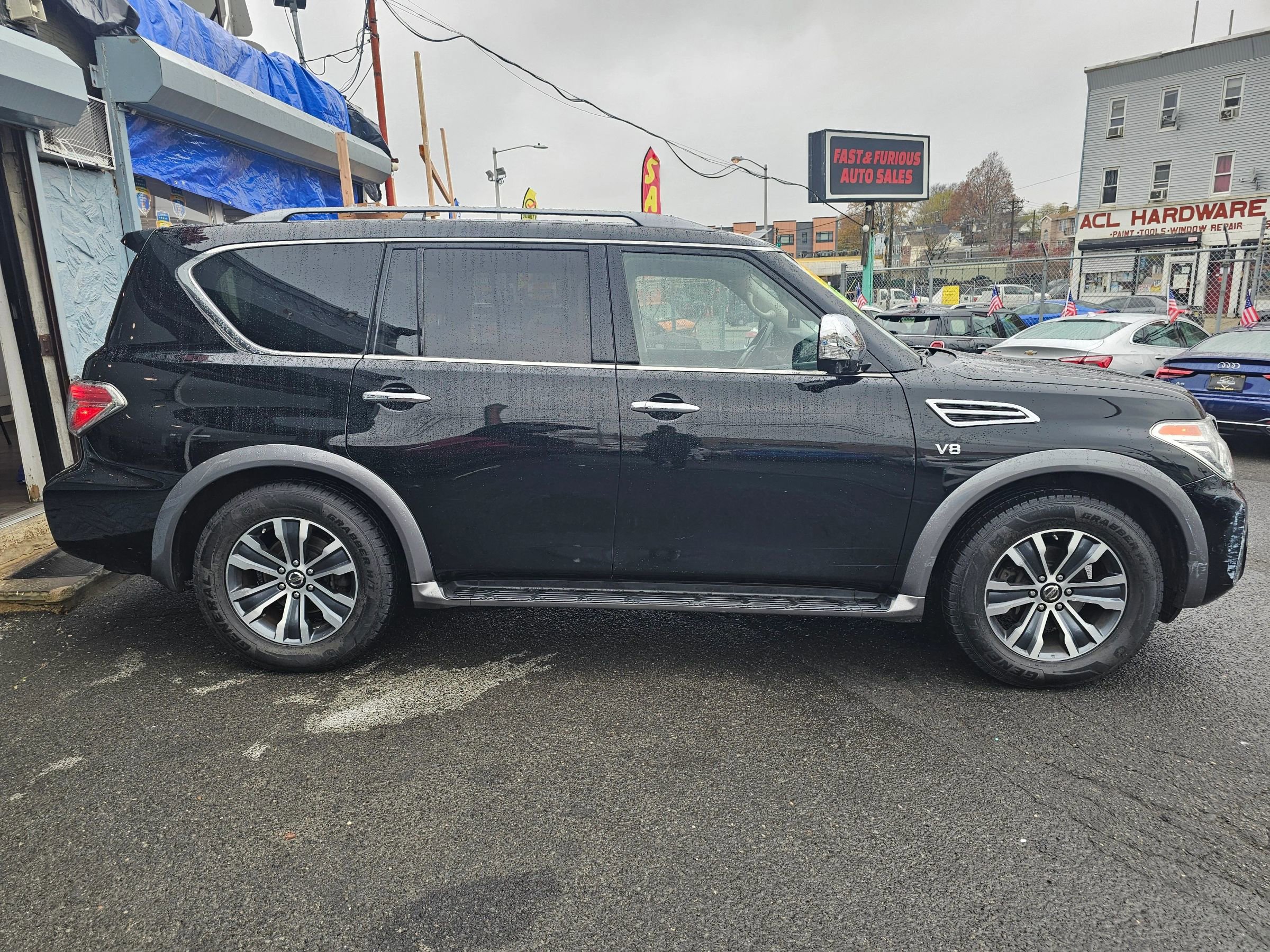 Used 2020 Nissan Armada SL w/ Premium Package image 3