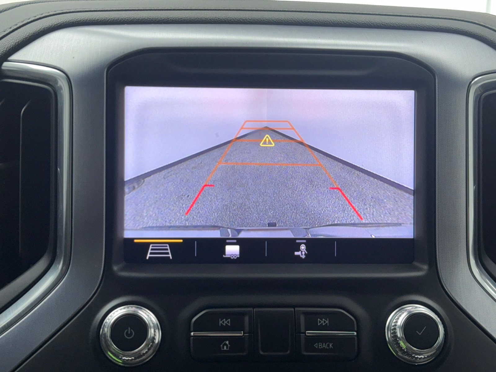 Used 2019 GMC Sierra 1500 SLT w/ SLT Premium Plus Package AWD/4WD image 29
