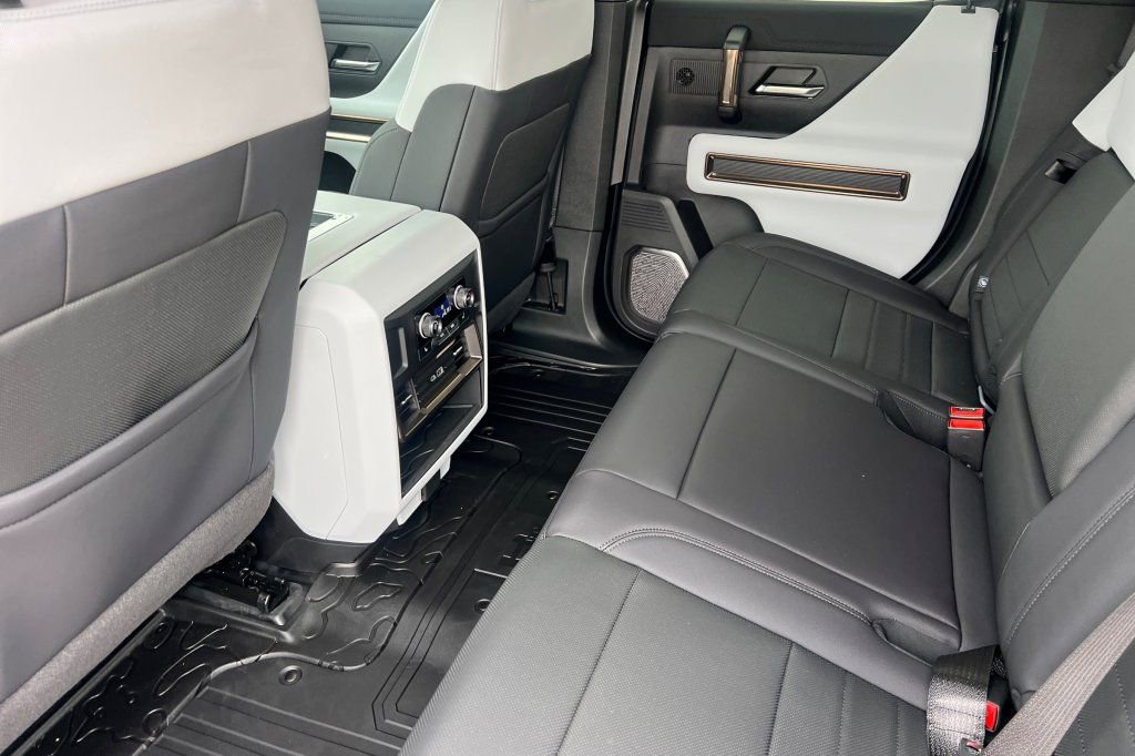 New 2025 GMC Hummer EV 3X AWD/4WD image 9