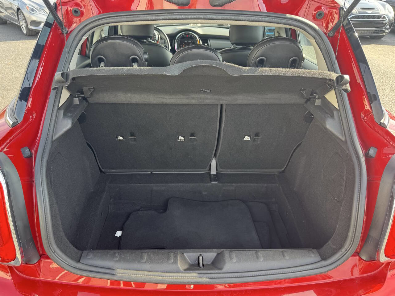 Used 2016 MINI Cooper 4-Door Hardtop image 19