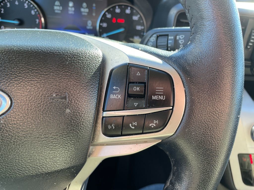 Used 2023 Ford Explorer XLT image 27