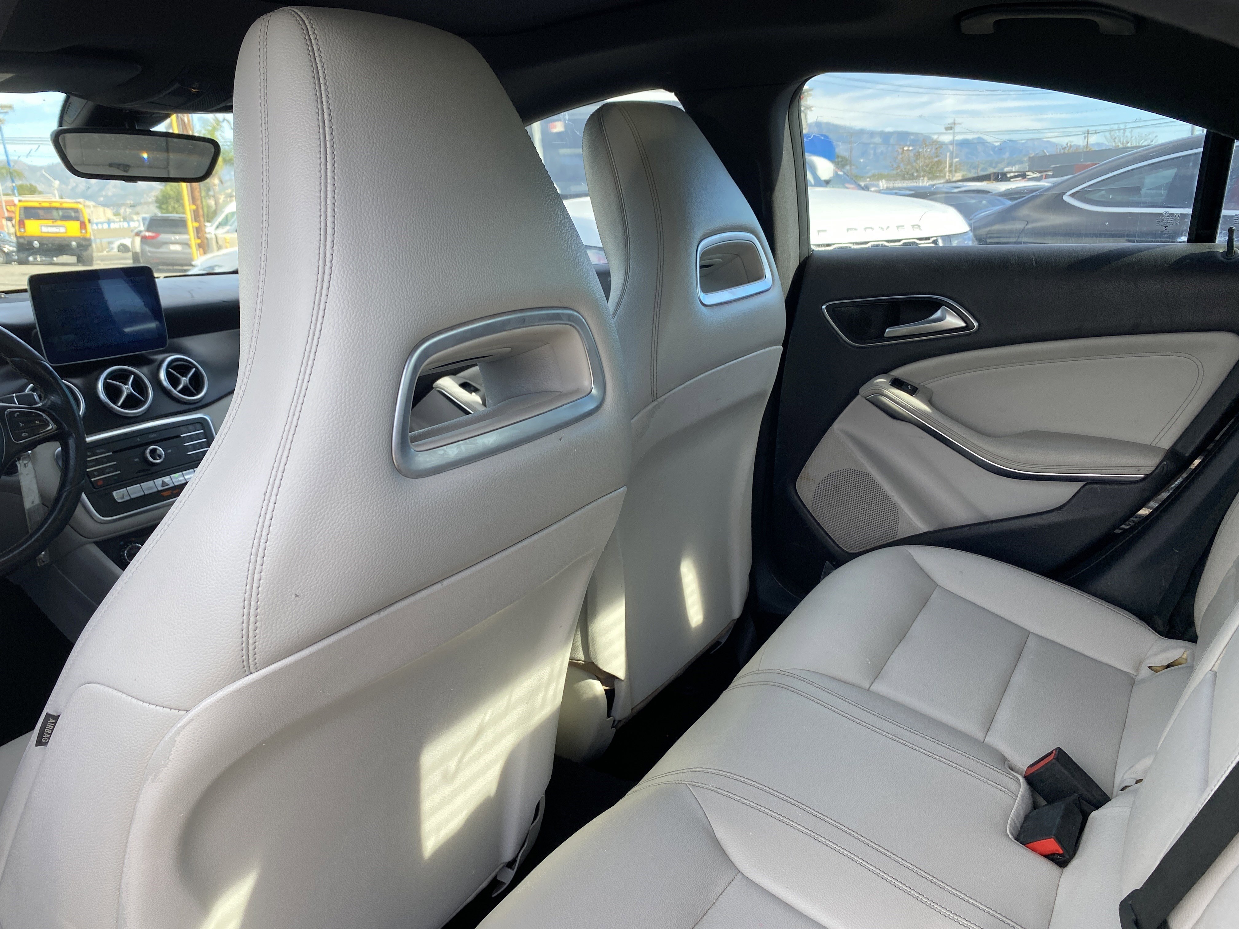 Used 2018 Mercedes-Benz CLA 250 image 18