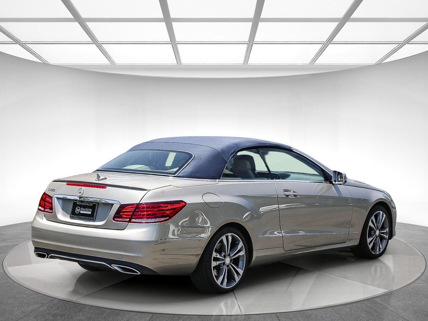 Used 2016 Mercedes-Benz E 400 Cabriolet image 4