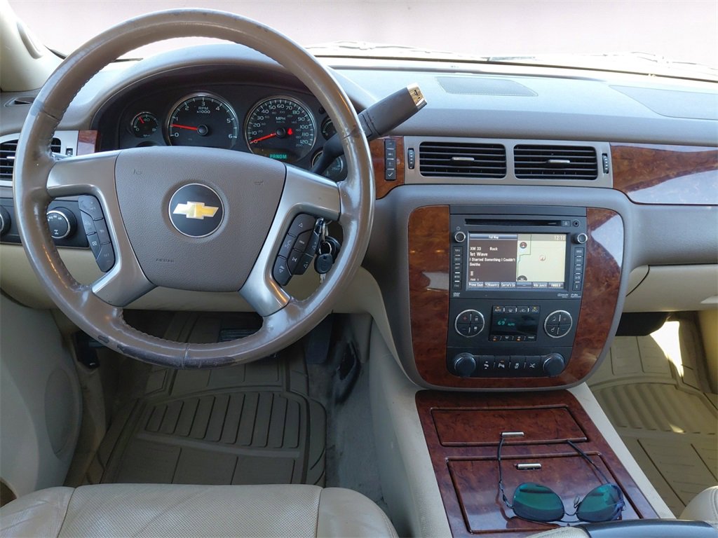 Used 2012 Chevrolet Avalanche LTZ image 12