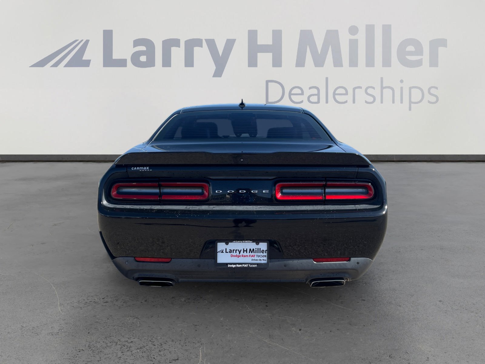 Used 2015 Dodge Challenger R/T Plus RWD image 4