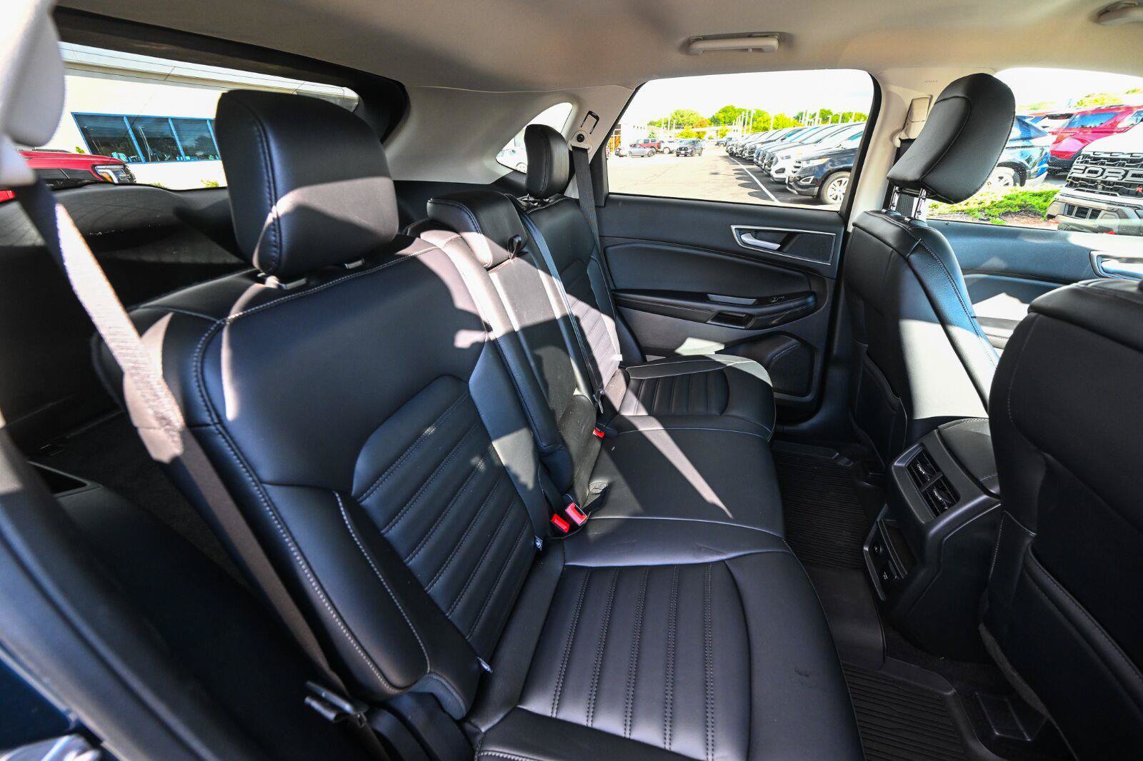 Used 2024 Ford Edge SEL w/ Convenience Package AWD/4WD image 30