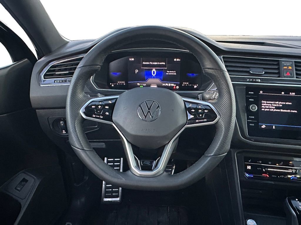 Used 2024 Volkswagen Tiguan SE R-Line image 12