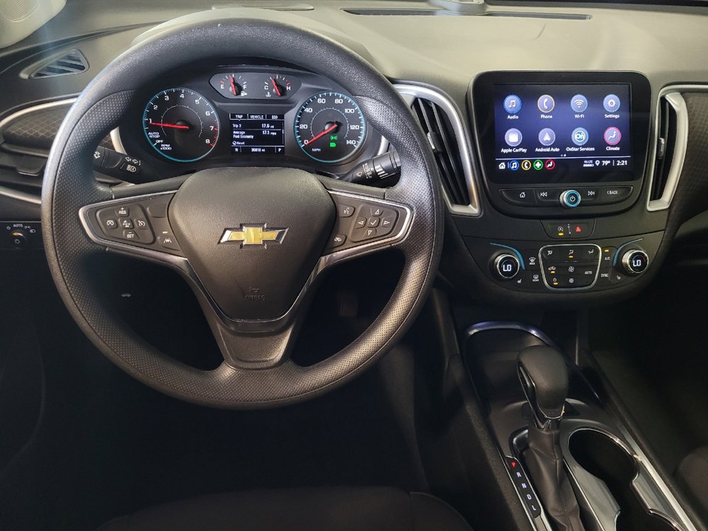 Used 2024 Chevrolet Malibu LT image 22