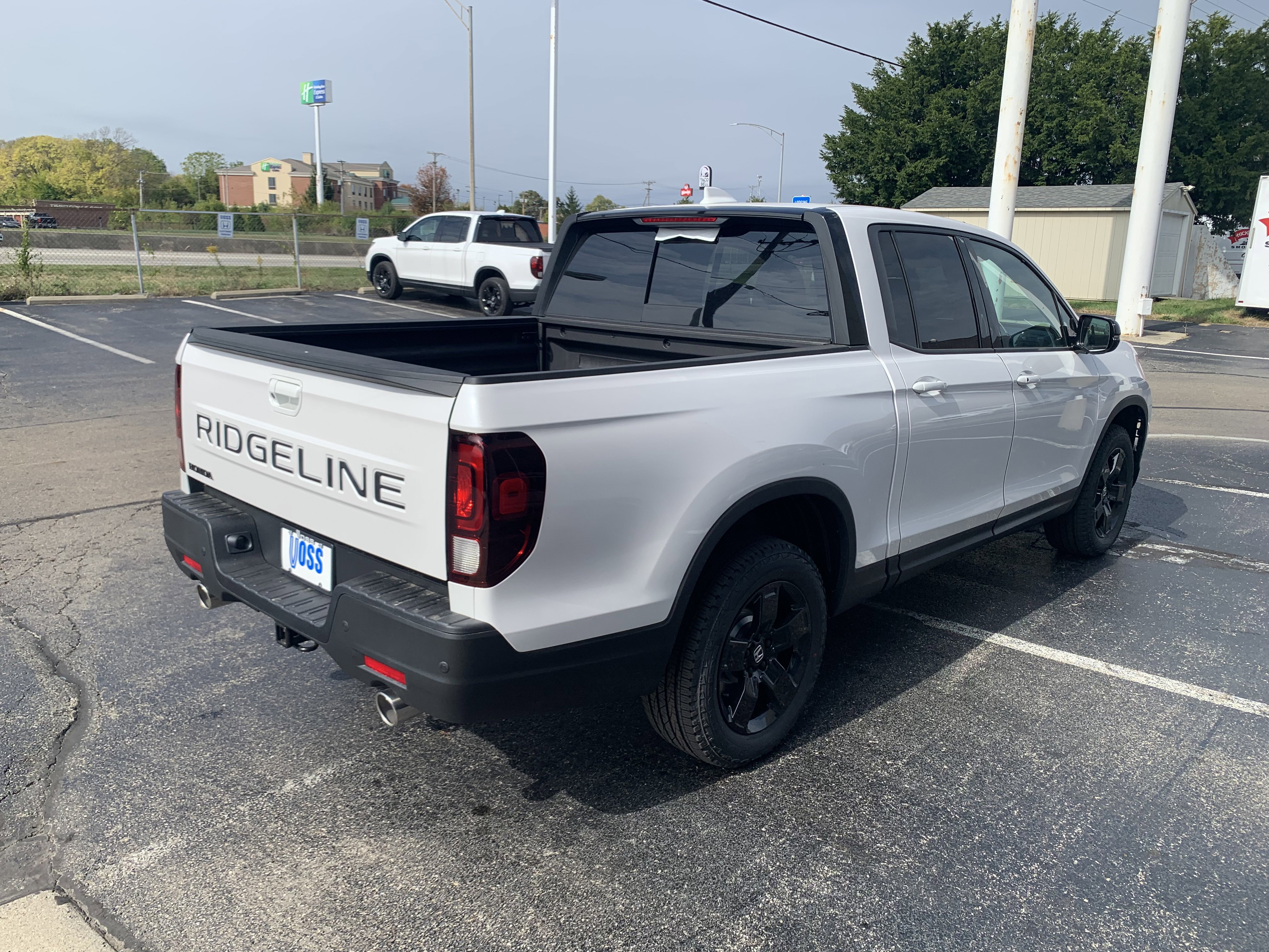 New 2026 Honda Ridgeline Black Edition image 5
