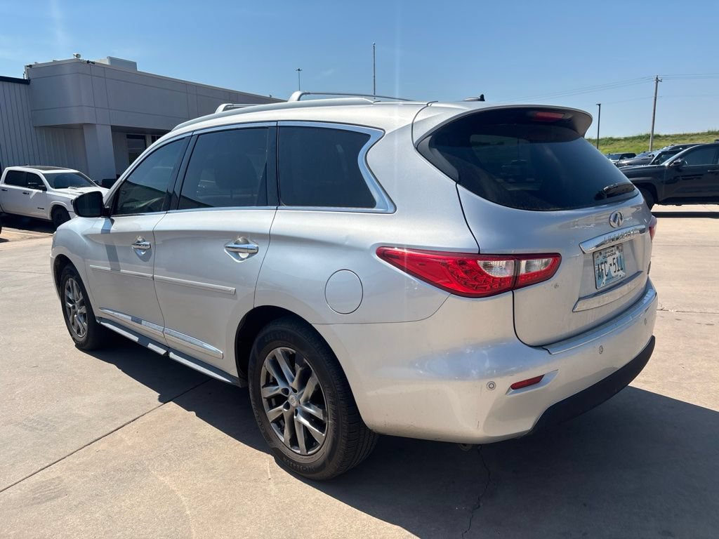 Used 2013 INFINITI JX35 AWD w/ Premium Pkg image 4