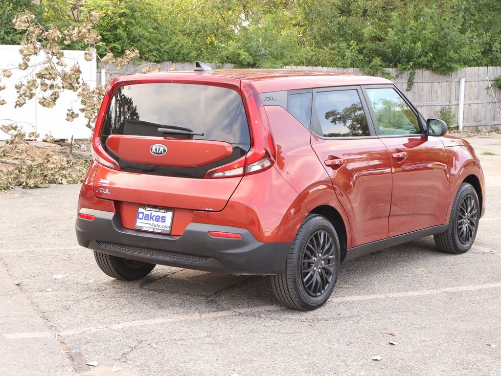 Certified 2021 Kia Soul LX FWD image 8