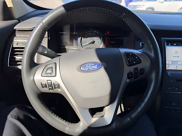 Used 2019 Ford Flex SEL w/ Class III Trailer Tow Package AWD/4WD image 18