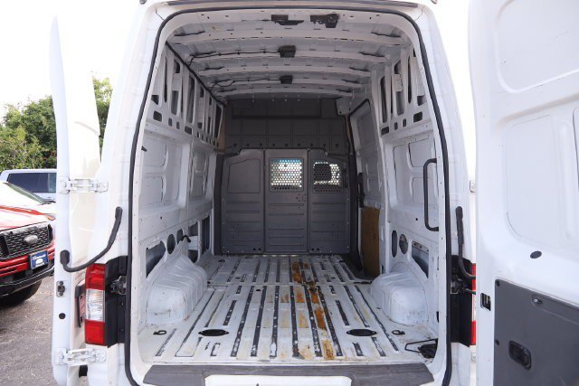 Used 2020 Nissan NV 2500 S RWD image 7