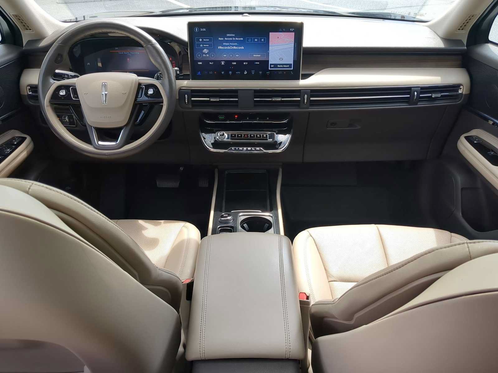 Used 2023 Lincoln Corsair Reserve w/ Equipment Group 201A FWD image 25
