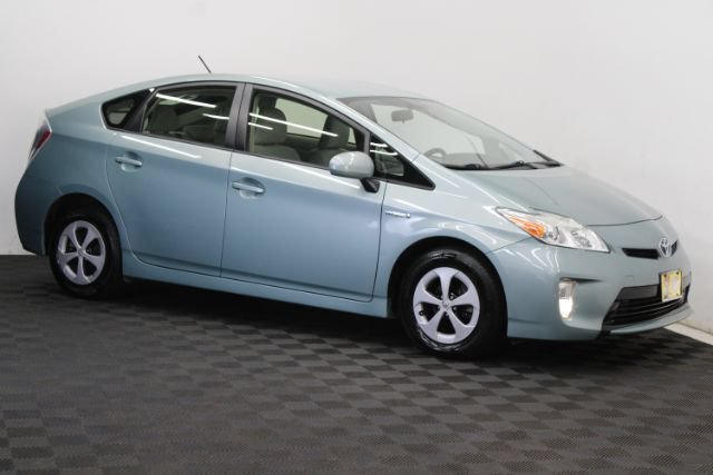 Used 2014 Toyota Prius Two FWD image 1