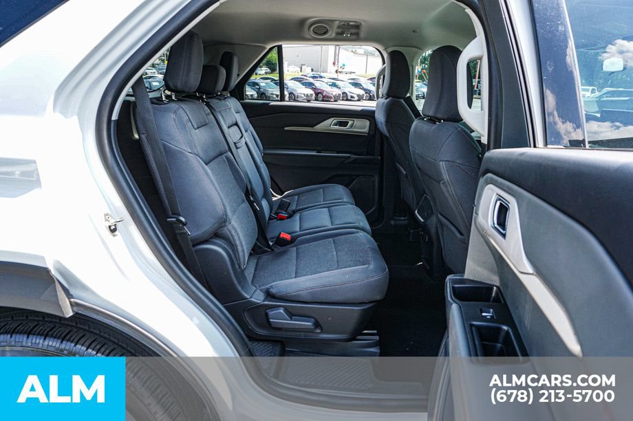 Used 2025 Ford Explorer Active RWD image 23