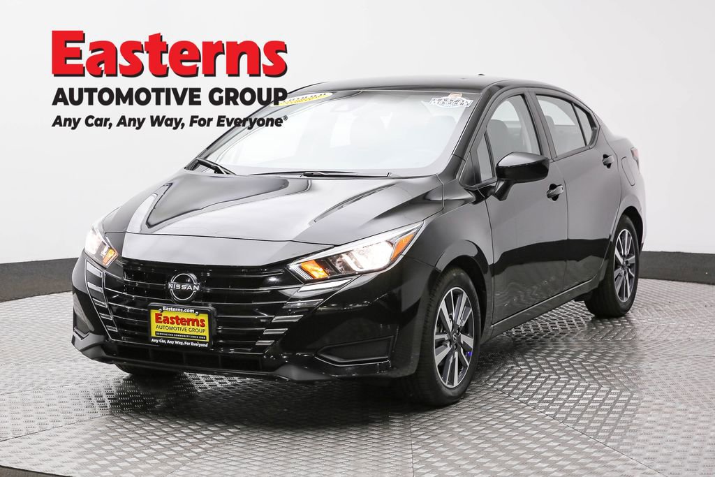 Used 2023 Nissan Versa SV video 1