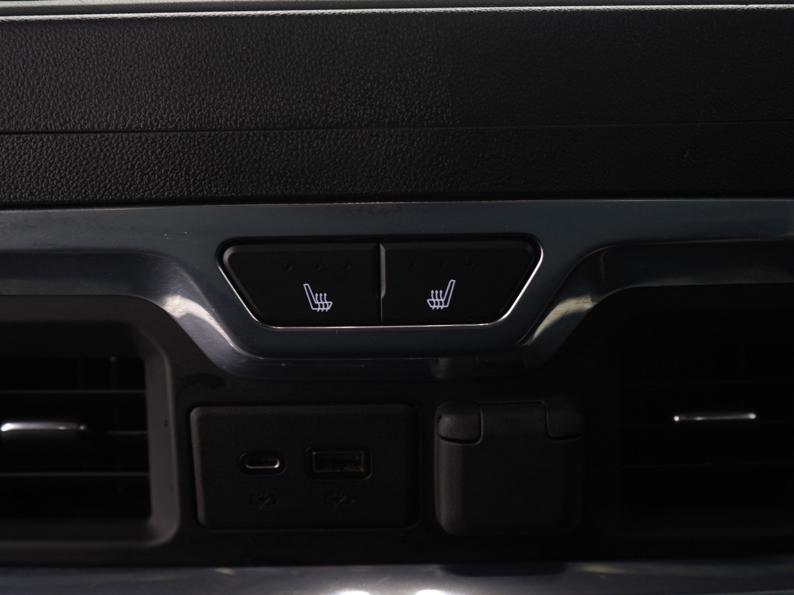 Used 2021 GMC Sierra 2500 Denali w/ Denali Ultimate Package image 21