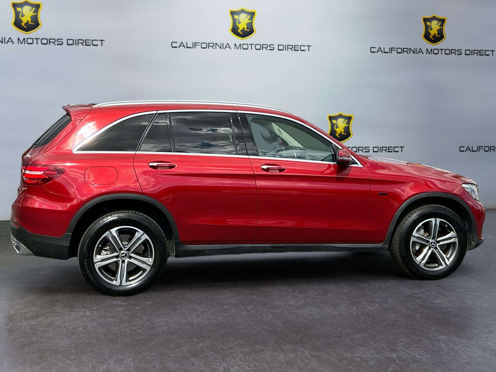 Used 2019 Mercedes-Benz GLC 350e 4MATIC image 6