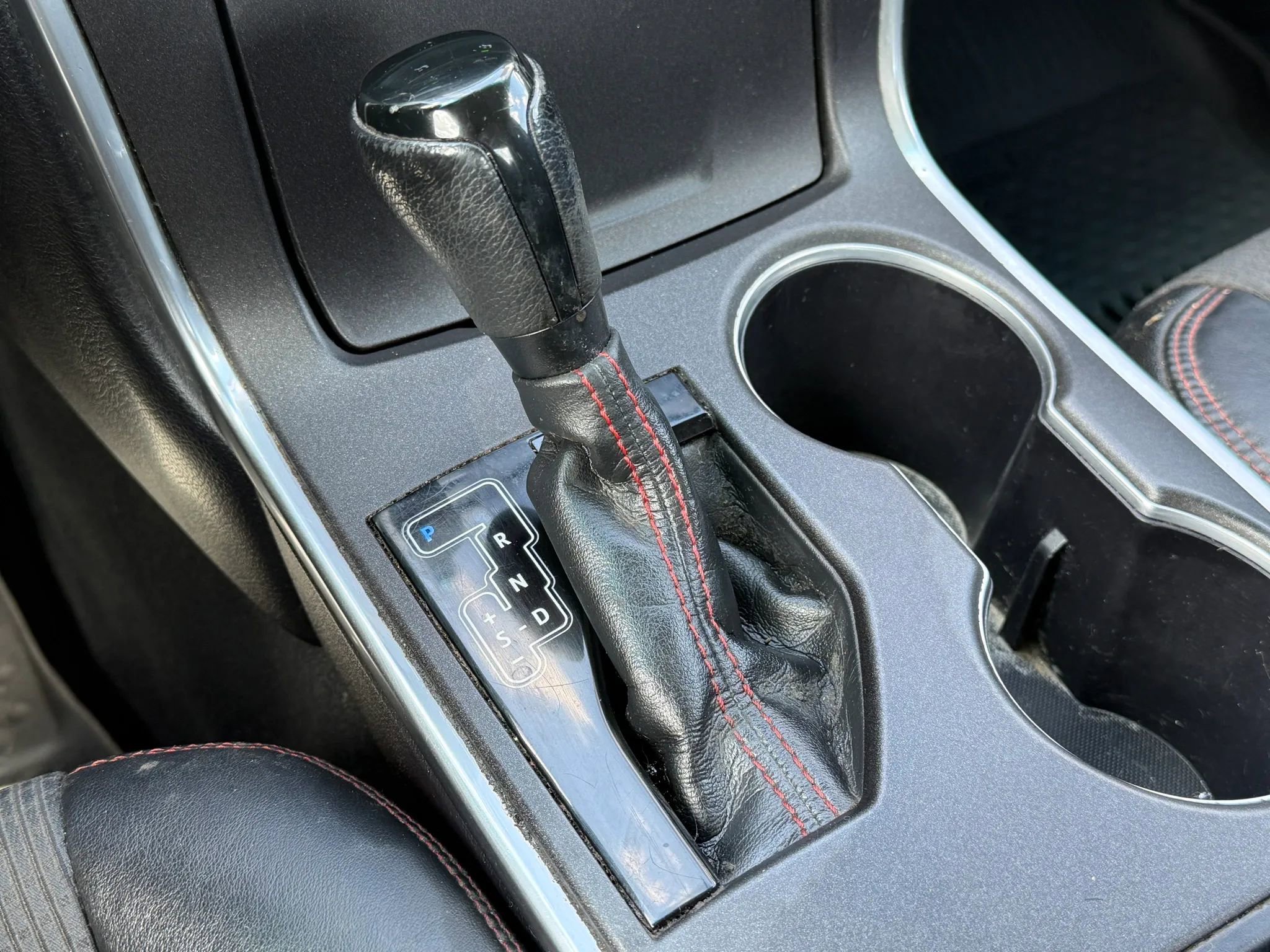 Used 2016 Toyota Camry SE image 26