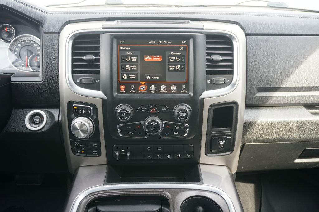 Used 2014 RAM 1500 Laramie w/ Convenience Group image 26