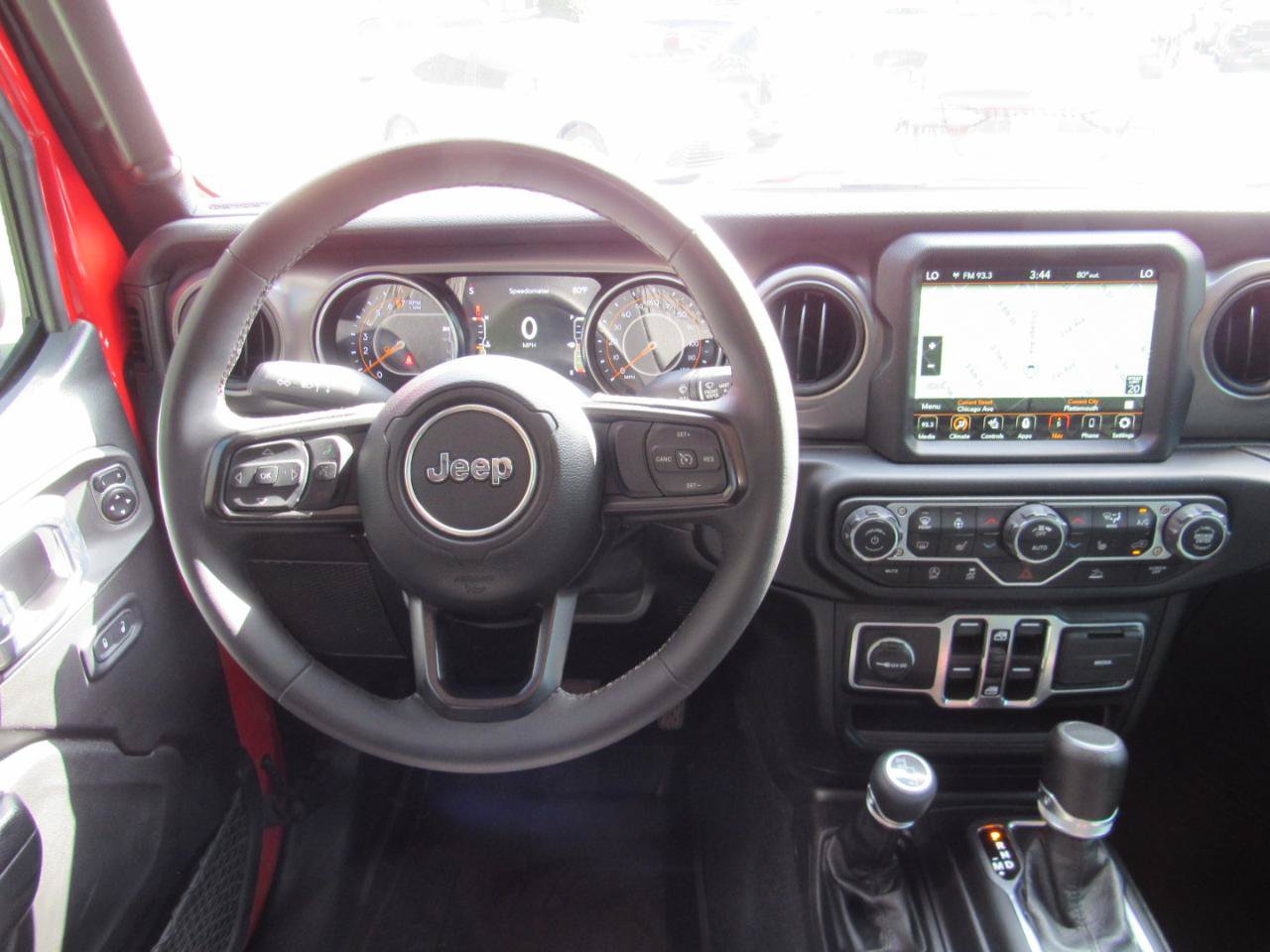 Used 2023 Jeep Gladiator Sport AWD/4WD image 5