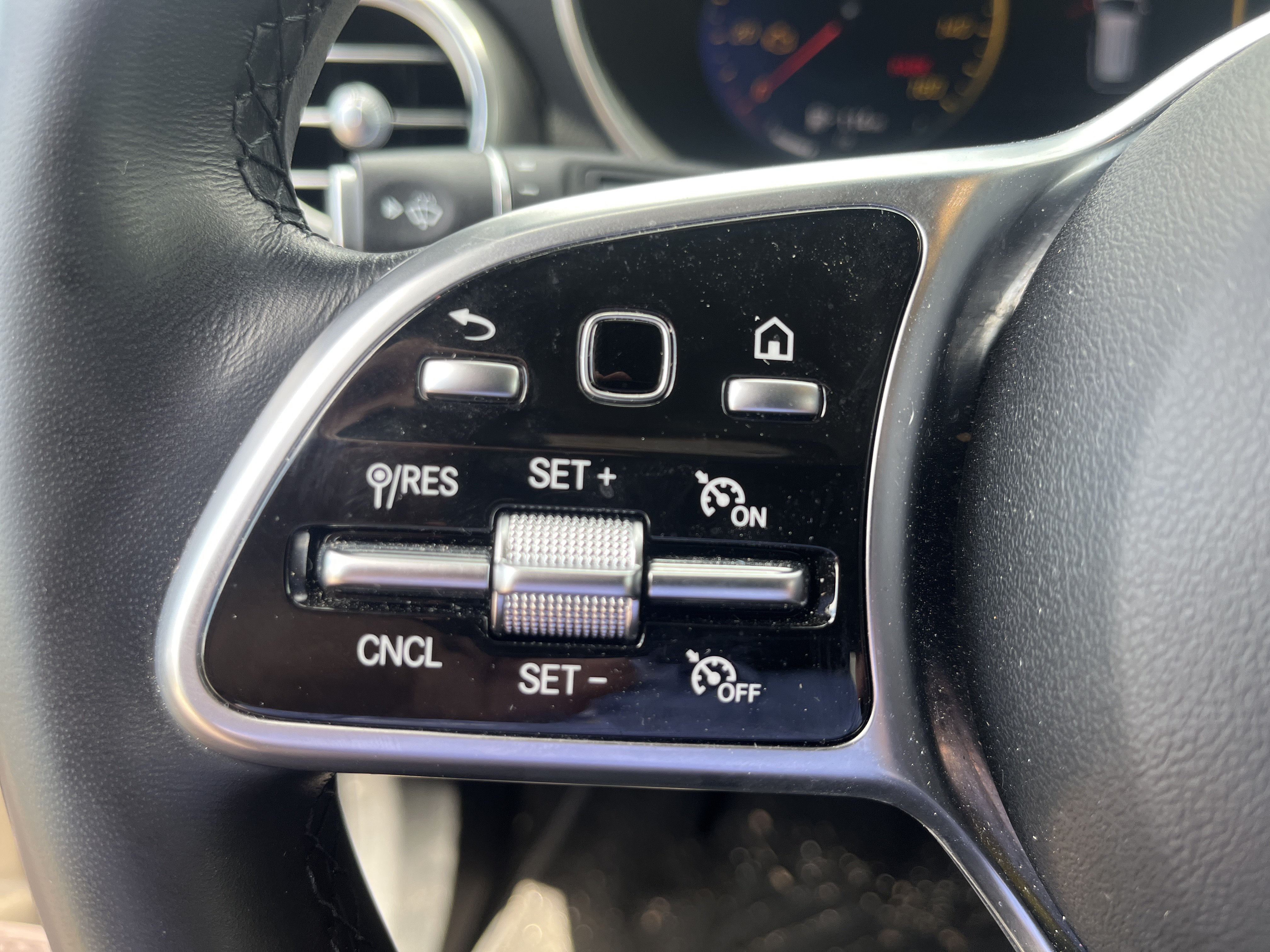 Used 2022 Mercedes-Benz GLC 300 4MATIC image 20