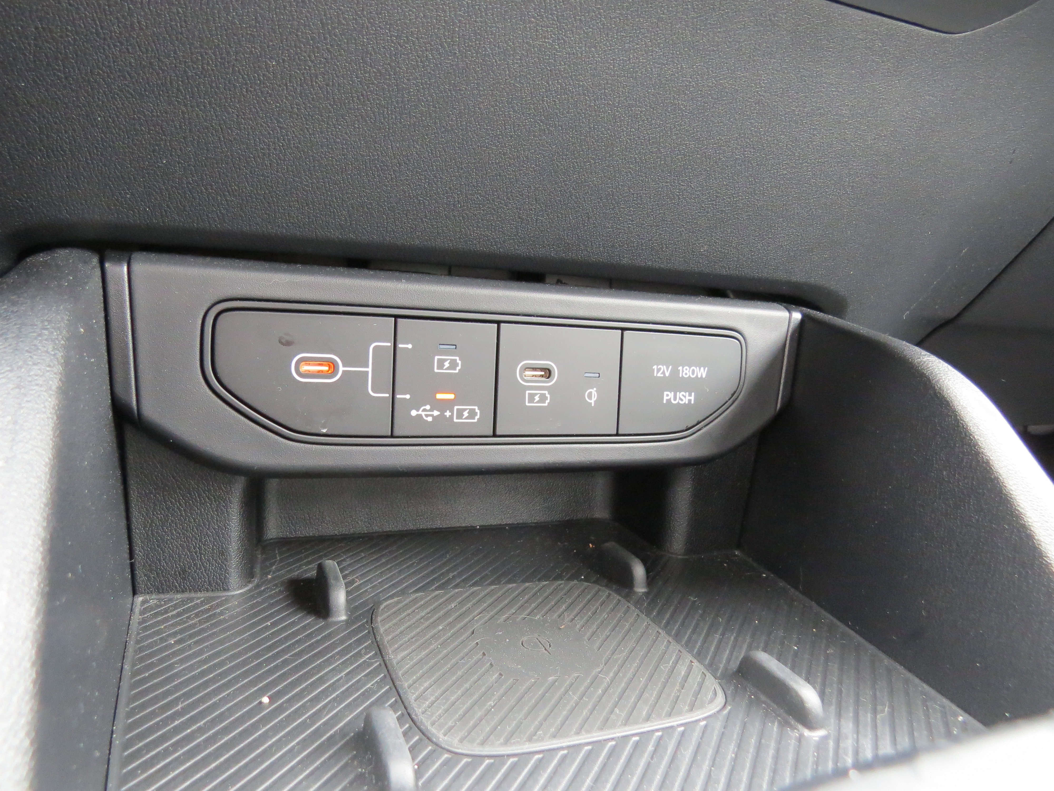 Used 2025 Kia K4 EX image 17