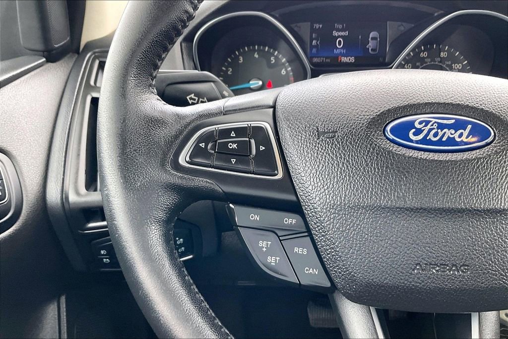 Used 2016 Ford Focus SE w/ Equipment Group 201A image 10