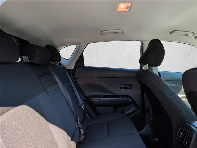 Used 2025 Hyundai Kona SEL FWD image 23